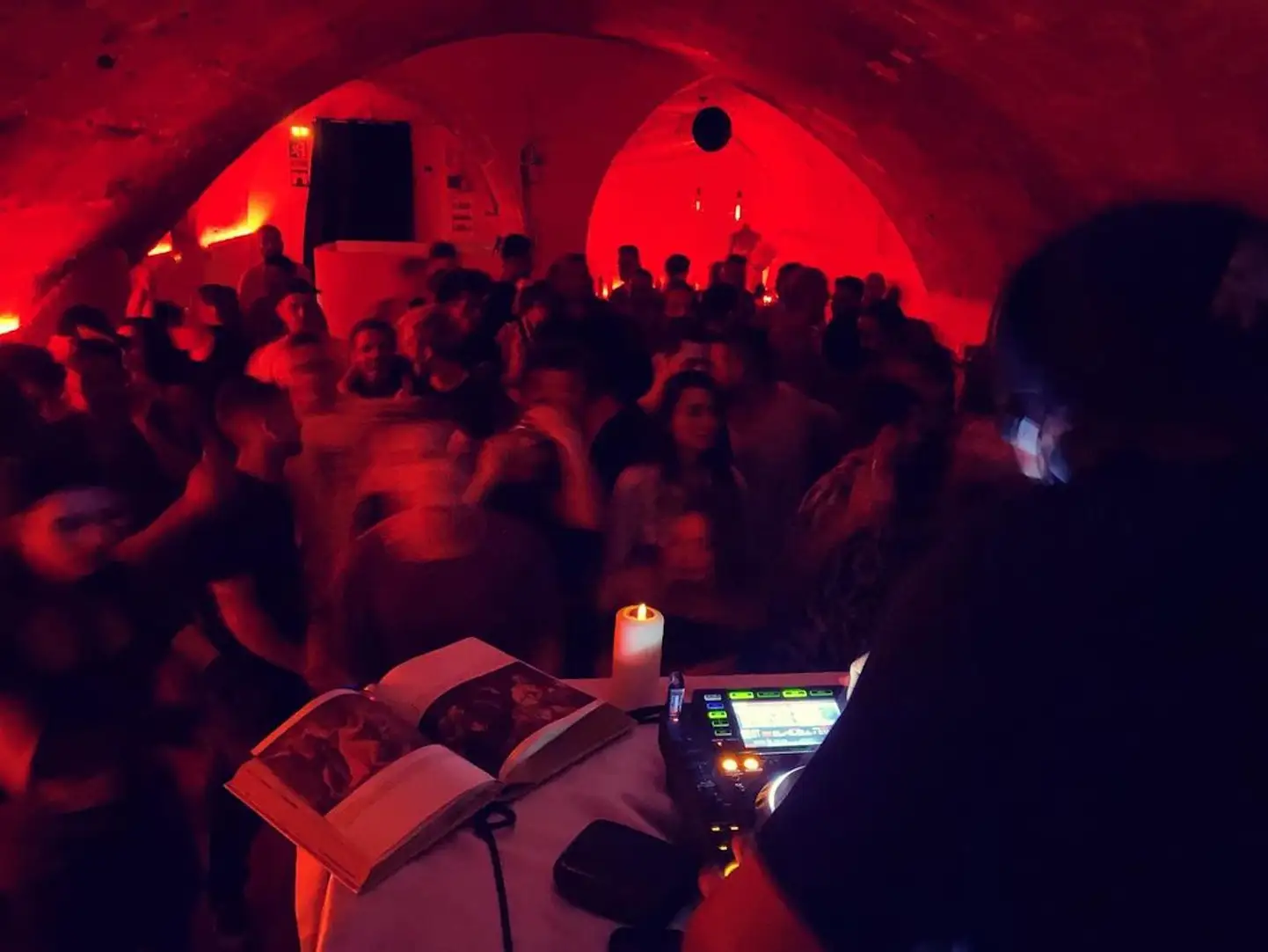 Esmoli Club
